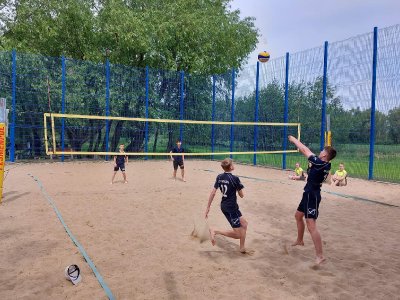 2022 MISTRZOSTWA POWIATU ŁĘCZYŃSKIEGO W SIATKÓWCE PLAŻOWEJ_3