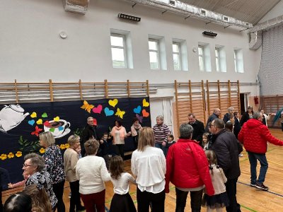 2024 DZIEŃ BABCI I DZIADKA W KLASACH I-III_28