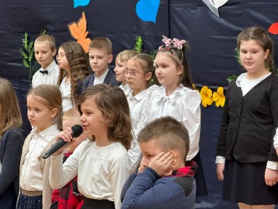 2024 DZIEŃ BABCI I DZIADKA W KLASACH I-III_5