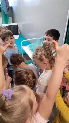 2025 SPOTKANIE PRZEDSZKOLAKÓW Z PIELĘGNIARKĄ_7