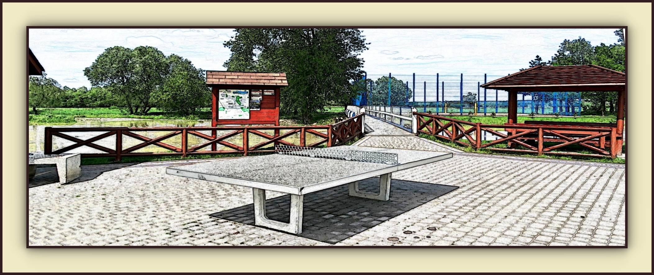 Nowoczesny kort tenisowy na terenie szkoły