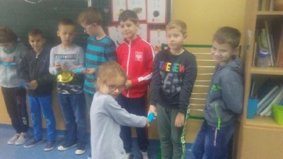 2019 DZIEŃ CHŁOPAKA W KL III_11