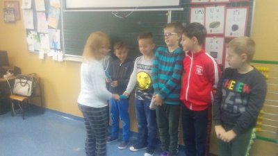 2019 DZIEŃ CHŁOPAKA W KL III_8